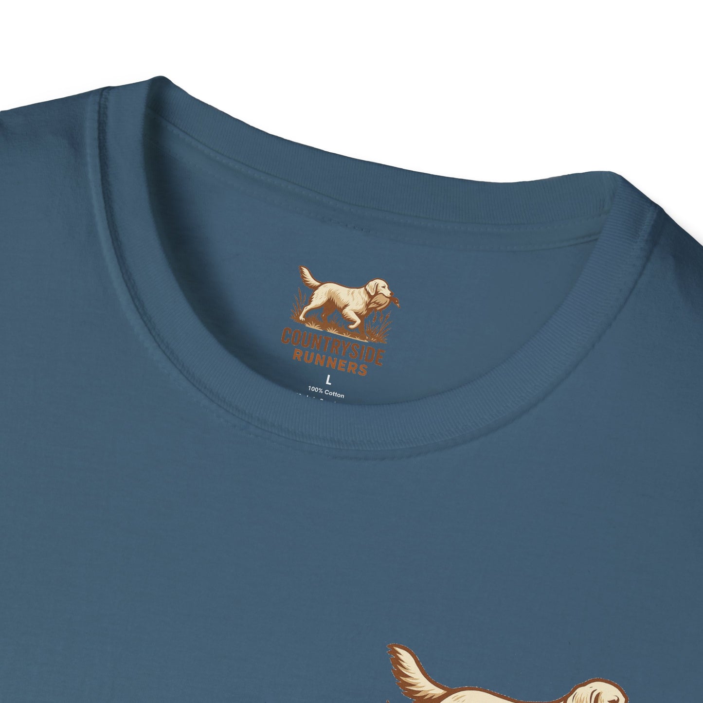 Retriever Hunting Runners T-Shirt, Perfect Gift for Hunters, Outdoor Enthusiasts, Casual Wear, Wildlife Lovers, Adventure Apparel